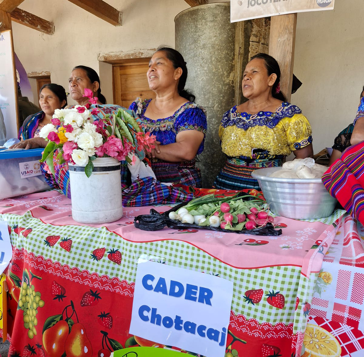 El CADER de la comunidad de Chotajaj, expuso su aprendizaje en la elaboración de pinol de maíz y atol de elote.