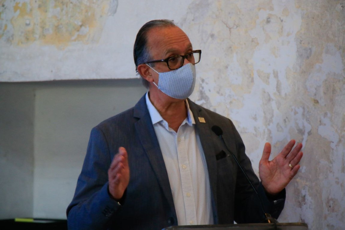 Entrega sellos bioseguridad