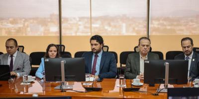Minfin propone nueva ley de contrataciones públicas para modernizar y agilizar los procesos