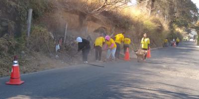 Recuperan cunetas en la ruta San Jacinto – San Martín Jilotepeque