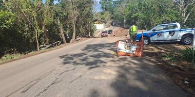 Regulan el paso vehicular en Cuilapa para proteger a usuarios