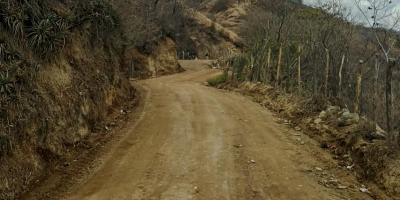 Fortalecen la economía local con mejoras viales en Chiquimula