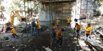 Continúan los trabajos de reforzamiento del puente La Palmilla en Zacapa