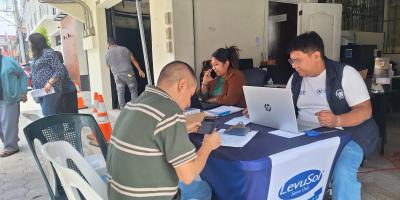 Mintrab realiza kiosco de Empleo en Quetzaltenango