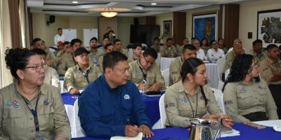 Profesionales fortalecen capacidades para supervisar tratamientos cuarentenarios