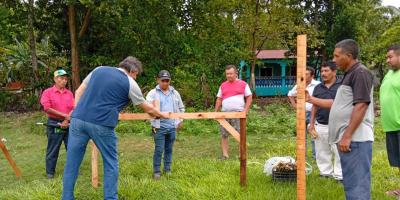 Agricultores peteneros fortalecen el manejo sostenible del agua y el suelo en sus parcelas