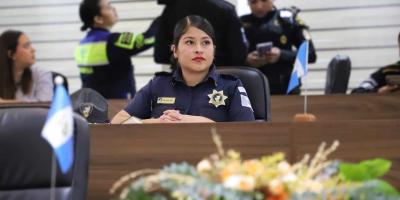 Mujeres se capacitan en protección y seguridad ante crisis
