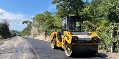 Mejoran carretera entre Llano Las Pitas y Anguiatú para facilitar la movilidad en Chiquimula