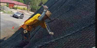 Protección de taludes busca prevenir daños en carretera entre Sansare y Jalapa