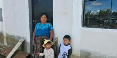 Un hogar propio llega a 28 familias de San Andrés Semetabaj