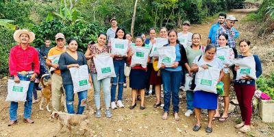 Establecen parcelas demostrativas de frijol biofortificado ICTA Tawal, en Santa Cruz El Chol