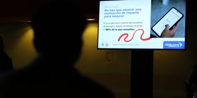 SESAN y MIDES presentan aplicación móvil para verificar las intervenciones de Mano a Mano en los hogares