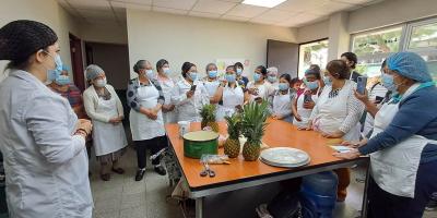 Impulsan desarrollo comunitario con taller de buenas prácticas de manufactura