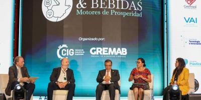 Ministra de Trabajo participa en conversatorio “Alimentos & Bebidas: Motores de Prosperidad”