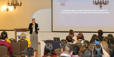 Profesionales de enfermería conocen impacto del cambio climático en la salud y la alimentación