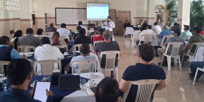Productores agropecuarios de Retalhuleu conocen beneficios de un régimen tributario especial