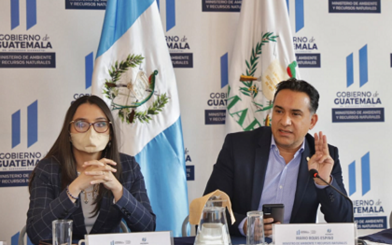 Ministro de Ambiente y Recursos Naturales, Mario Rojas Espino