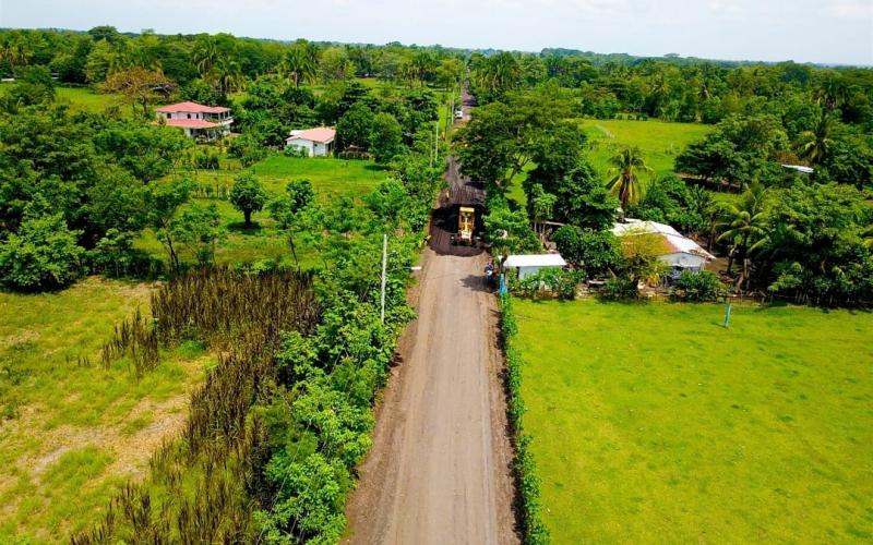 COVIAL mantiene trabajos constantes en rutas de terracería 