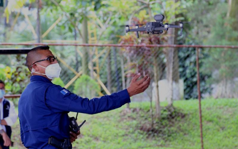 Clausuran II Curso Básico de Operador de Dron
