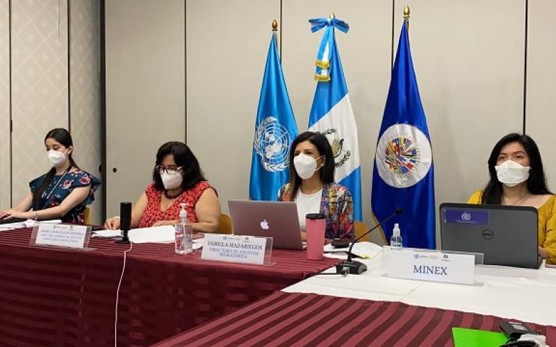 Minex participa en consulta de PAB