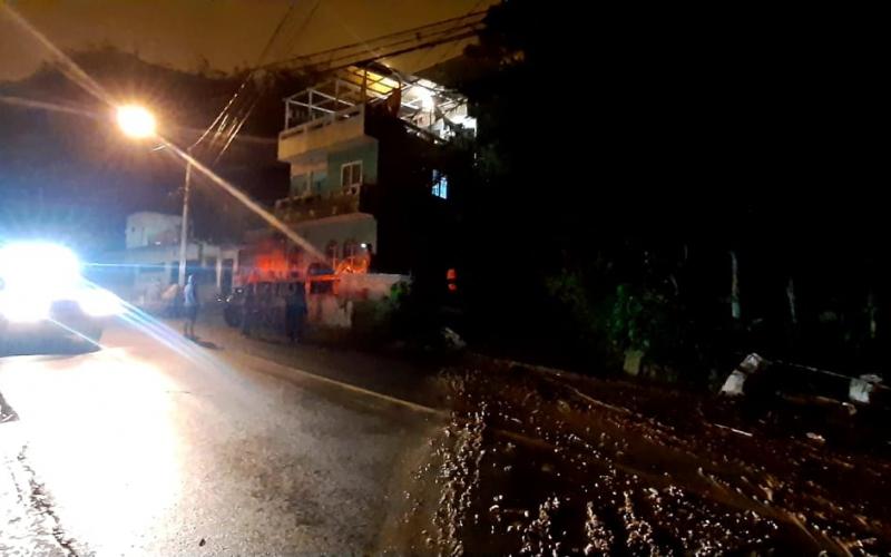 Flujo de lodo en la colonia Barrio Nuevo, Guatemala, Guatemala.