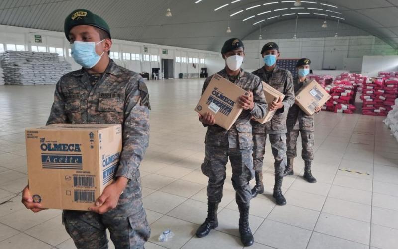 Entrega de Ayuda Humanitaria a los afectados por ETA e IOTA