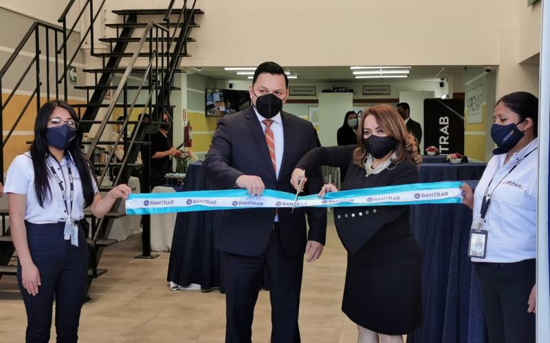Inauguración Nuevo Centro de impresión en Quetzaltenango