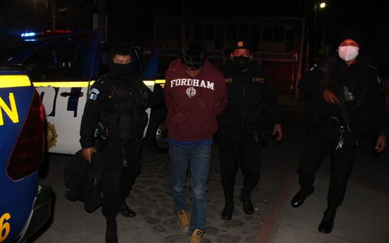 Tres presuntos implicados en la muerte de 13 personas son capturados en Sololá