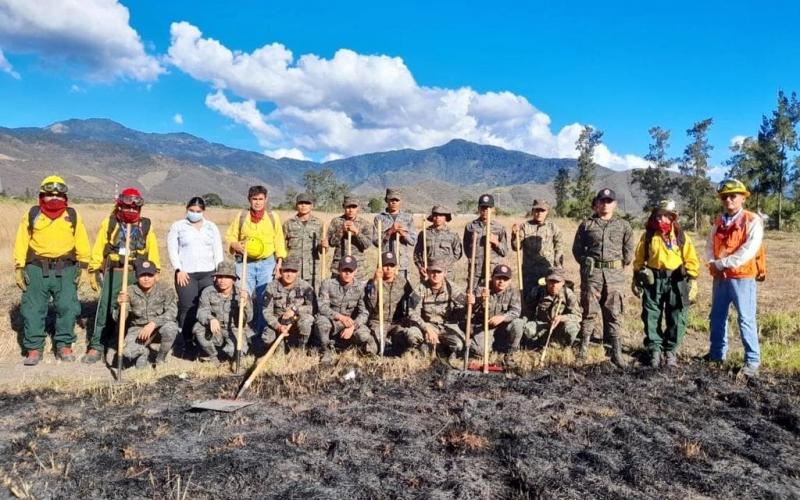 MARN capacita sobre combate y control de incendios forestales en Baja Verapaz