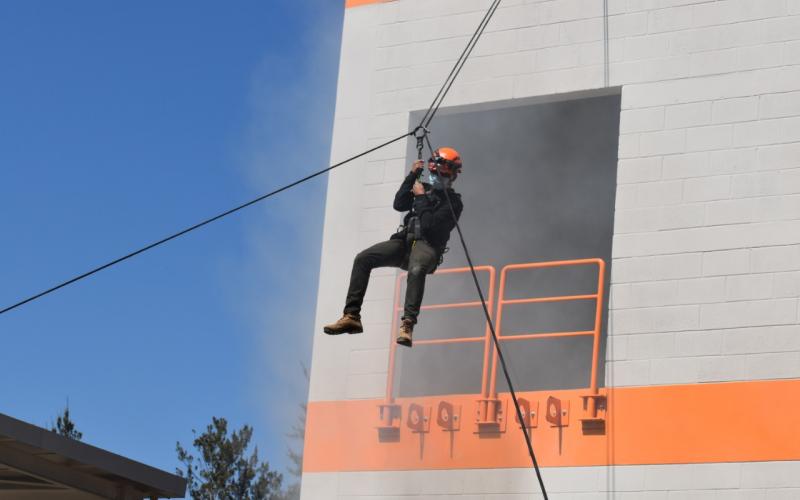 Torre de entrenamiento para uso del Batallón Humanitario y de Rescate del Ejército de Guatemala