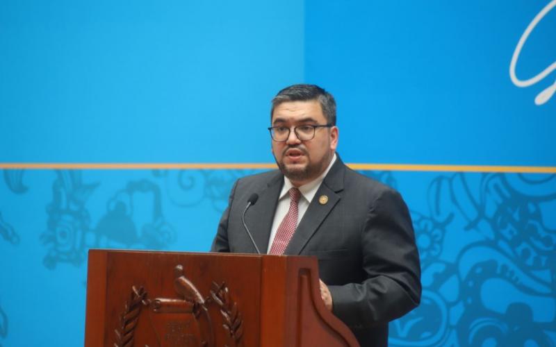 Alberto Pimentel Mata, Ministro de Energía y Minas.