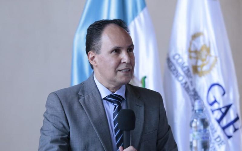 Coordinador y Director Ejecutivo de La Comisión Presidencial de Gobierno Abierto y Electrónico 