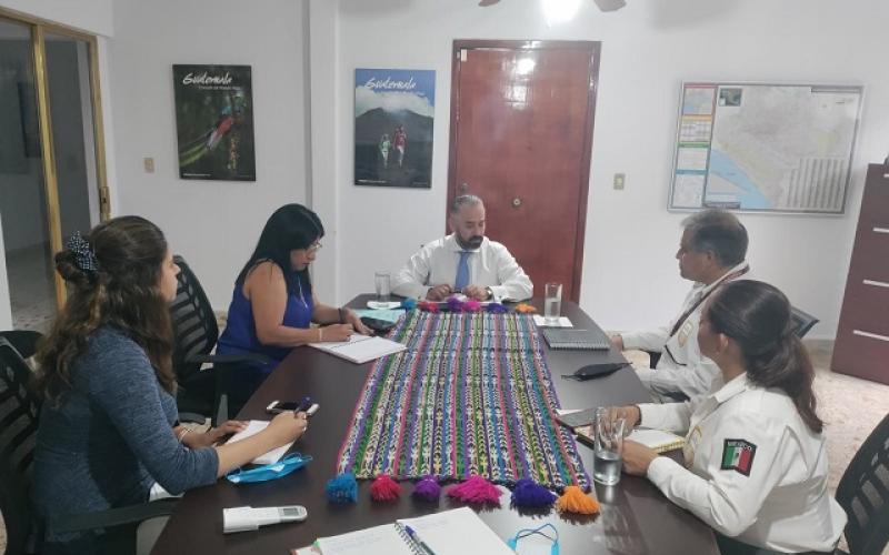 Consulado de Guatemala e Instituto Nacional de Migración en Chiapas abordan temas en favor de connacionales en México 