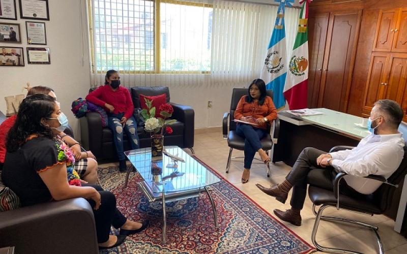 Consulado de Guatemala aborda asuntos de atención a migrantes en el municipio de Berriozábal, Chiapas