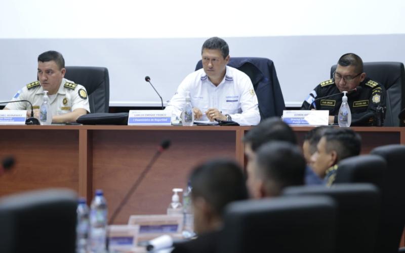 Reunión de trabajo de las Especialidades de las Subdirecciones de Operaciones e Investigación Criminal de la PNC