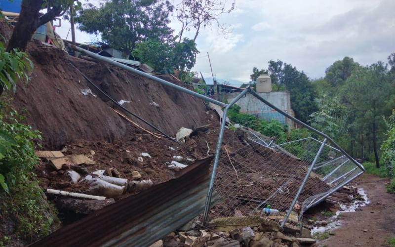 Colapso estructural en el caserío La Ermita, Parramos, Chimaltenango.