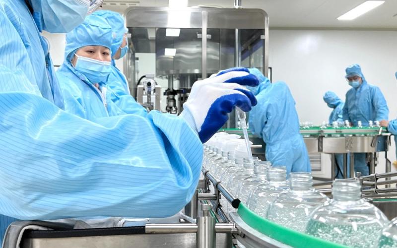 La empresa se especializa en equipo médico desechable.