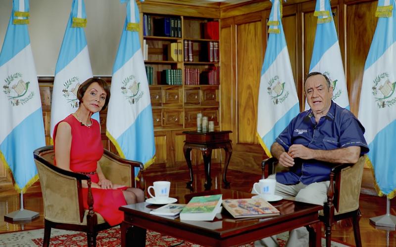 En Consulta con el Dr. Giammattei