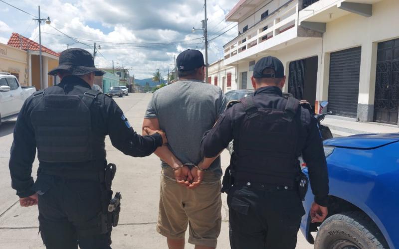 PNC recupera vehículos robados en operativos policiales