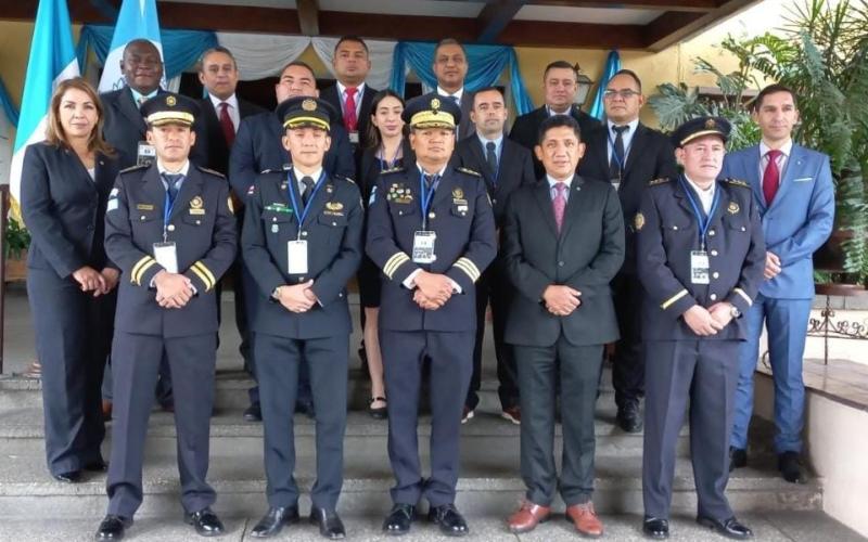 Intercambian experiencias y estrategias para combatir a las pandillas