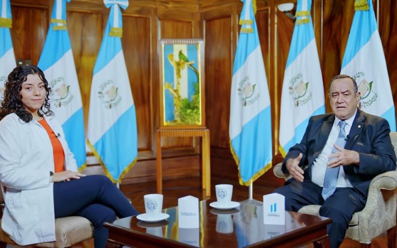 En Consulta con el Dr. Giammattei