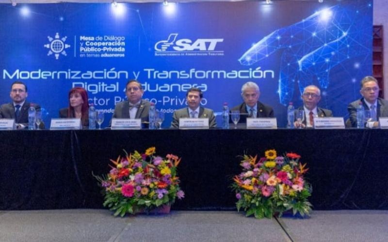 La Superintendencia de Administración Tributaria presentó el proyecto de transformación digital del sistema informático aduanero que incorporará tecnologías disruptivas y nuevas plataformas con una metodología de gestión por procesos.