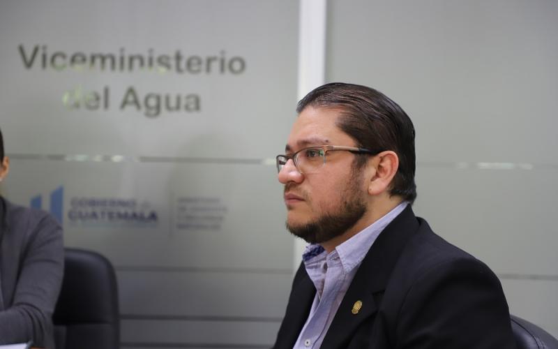 Viceministro del Agua, Ing. M.Sc. Luis Rodolfo Castro, se reunió con la directora ejecutiva de Amasurli.