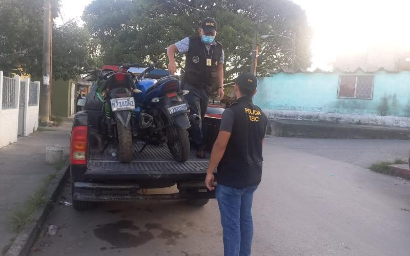 Localizan chalecos antibalas en vivienda de zona 18