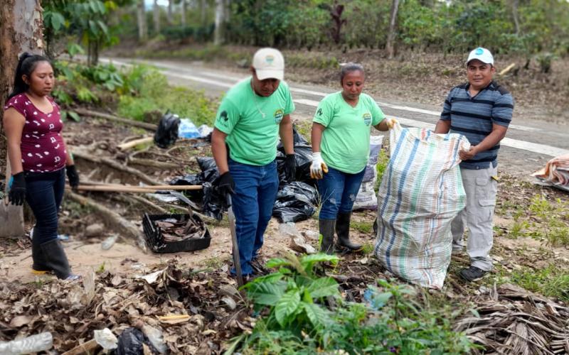 Eliminan basurero ilegal en Nuevo San Carlos, Retalhuleu