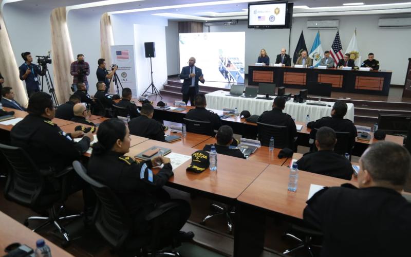 Entrega de equipo tecnológico fortalece la Estrategia de Transformación Policial