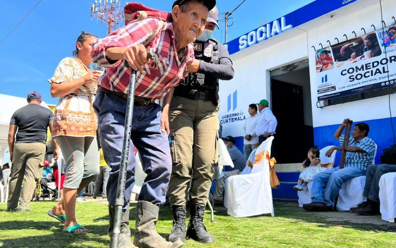 Usuario de Comedor Social en San Vicente Pacaya, Escuintla