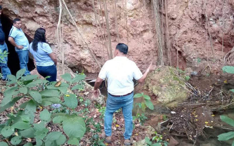MARN lidera limpieza para drenar el lago Petén Itzá 