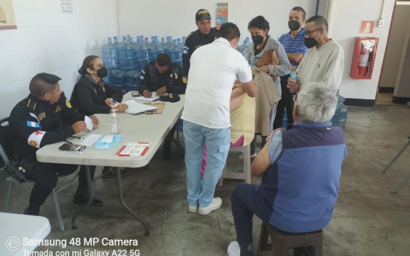 Salud Policial realiza jornada de vacunación contra la influenza