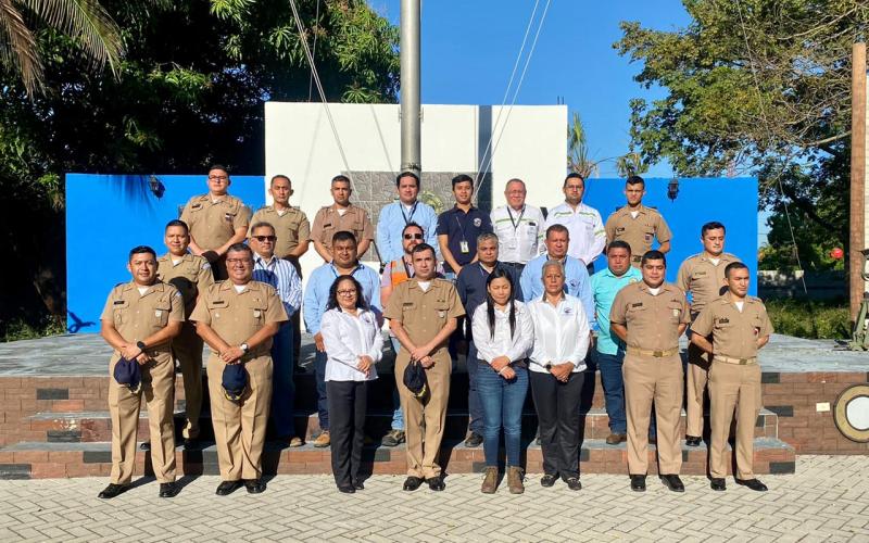 Gente de Mar se capacita en Protección de Instalaciones Portuarias.